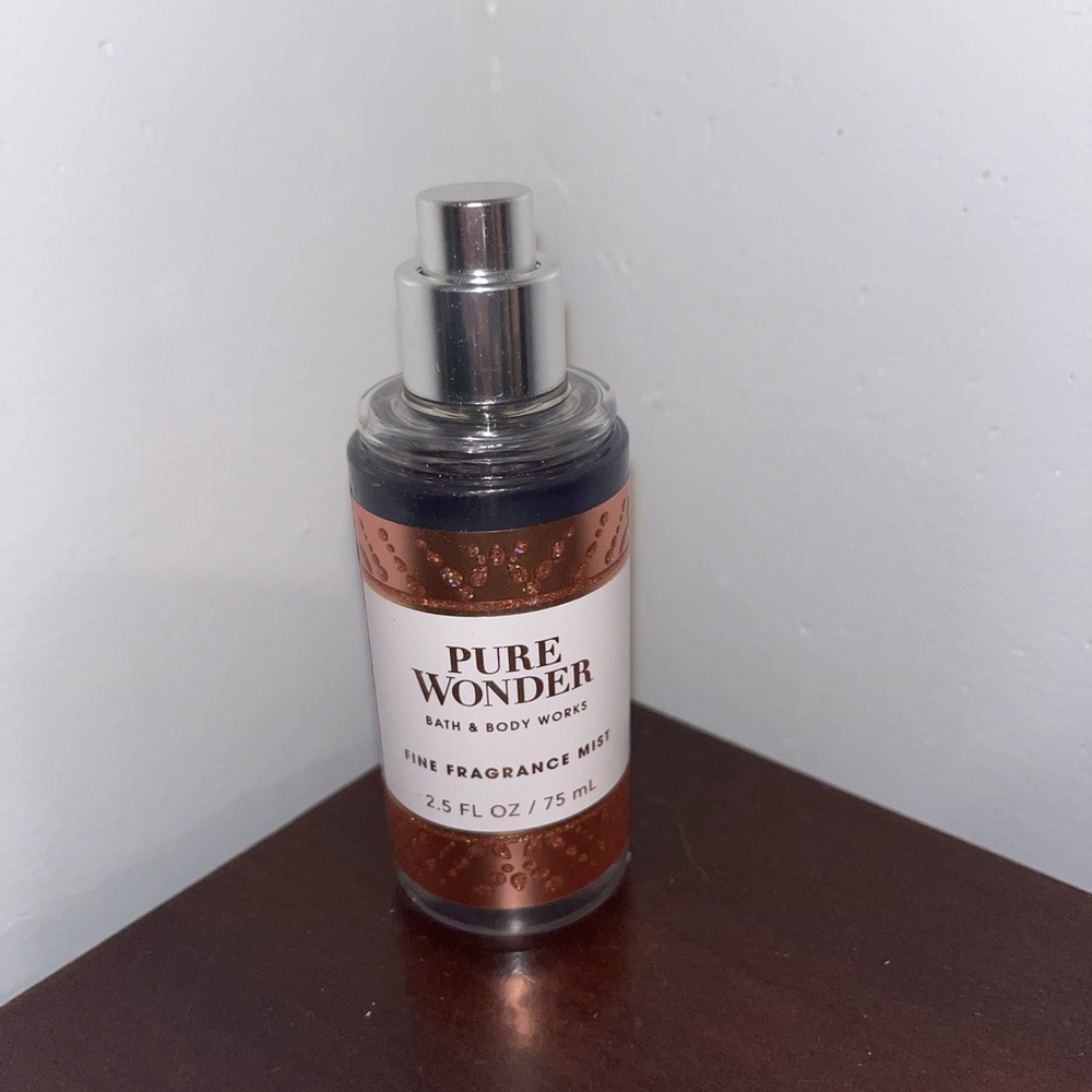 Bath & Body Works mini Pure Wonder perfume!